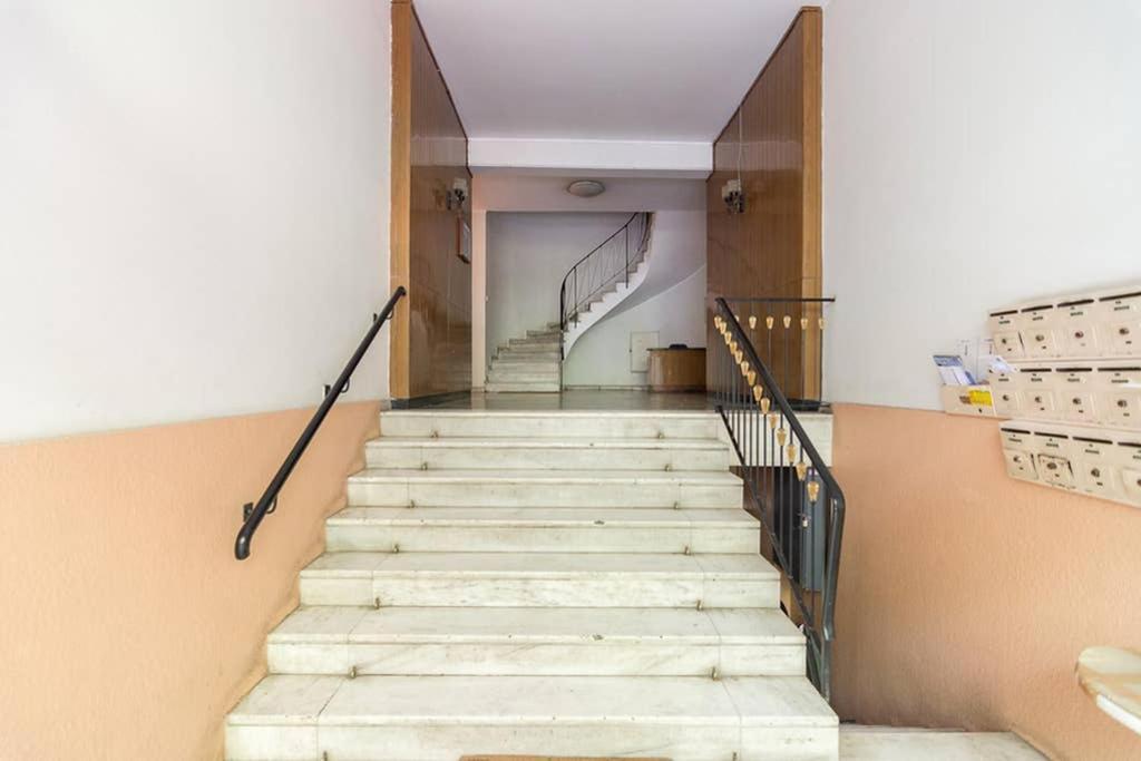 Brand New Stylish 2 Bedroom Apartment Athènes Extérieur photo