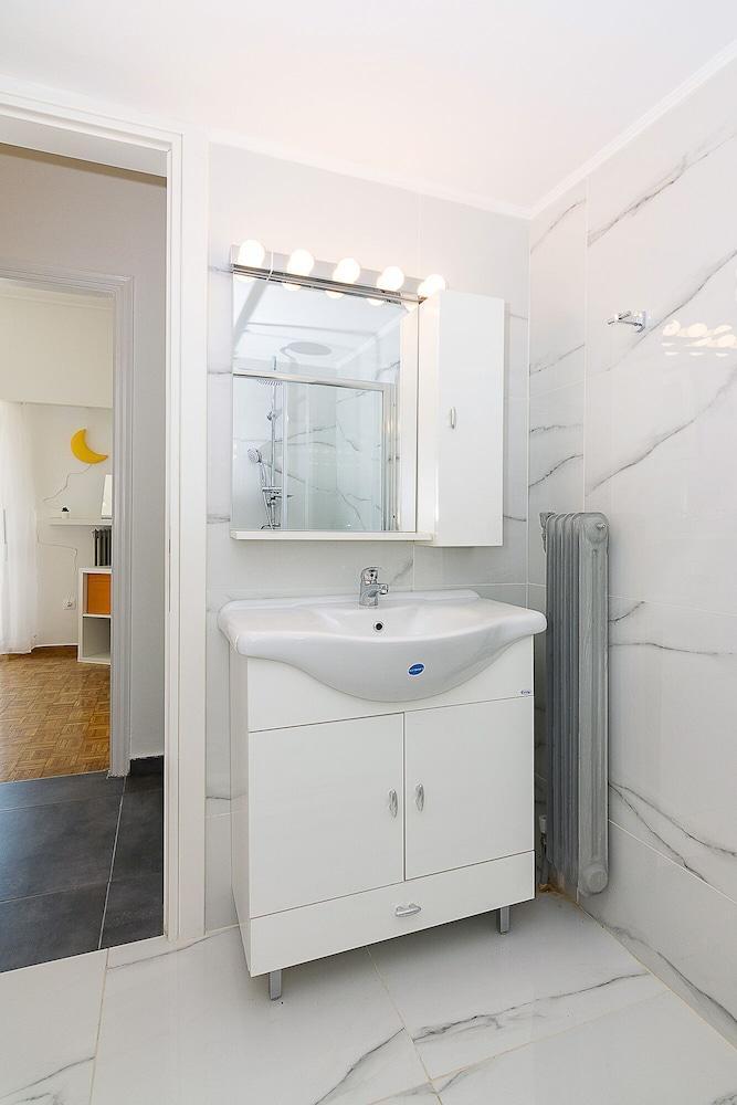 Brand New Stylish 2 Bedroom Apartment Athènes Extérieur photo